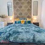 Blue Fountain Design - Hostaid * بودابست