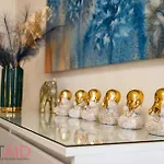 Blue Fountain Design - Hostaid شقة