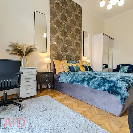 Blue Fountain Design - Hostaid