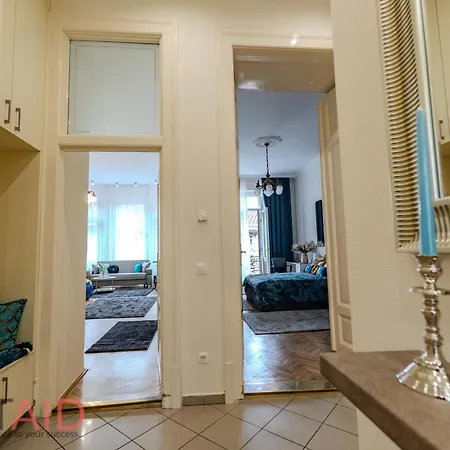 Apartamento Blue Fountain Design - Hostaid *