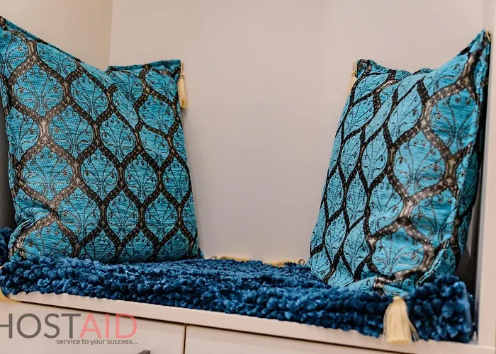 Blue Fountain Design - Hostaid