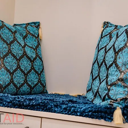 Blue Fountain Design - Hostaid